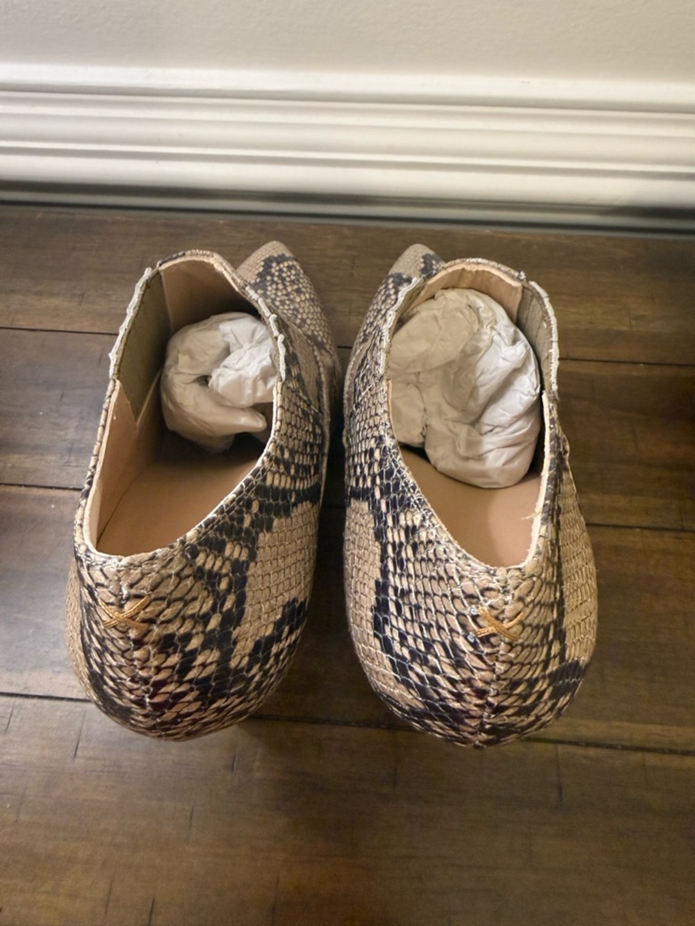 INEZ Marisol 90 Natural Snake
Emboss Pointed Toe Booties
Size 10M - Picture 6 of 16